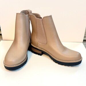 Universal Thread - NWOT Celina Tan Boots- sz. 8.5
